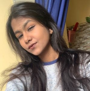 Meet your Posher, Alia